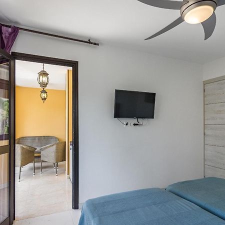 Amazing 3 Bedroom Apartment On The First Line Of The Best Las Americas Beach, Air Conditioner And Terrace Ocean View 플라야데라스아메리카스 외부 사진